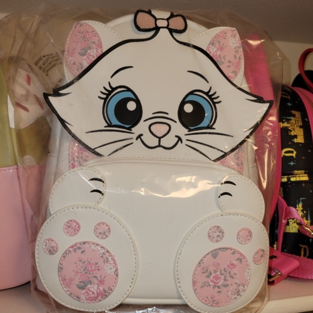 Marie Floral Footsy Mini Loungefly Backpack